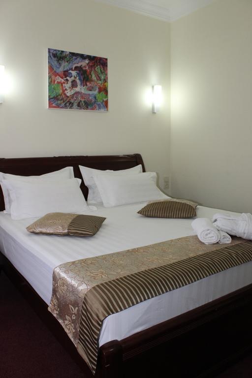 Hotel Vanilla Batumi Quarto foto