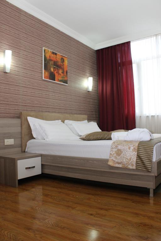Hotel Vanilla Batumi Quarto foto